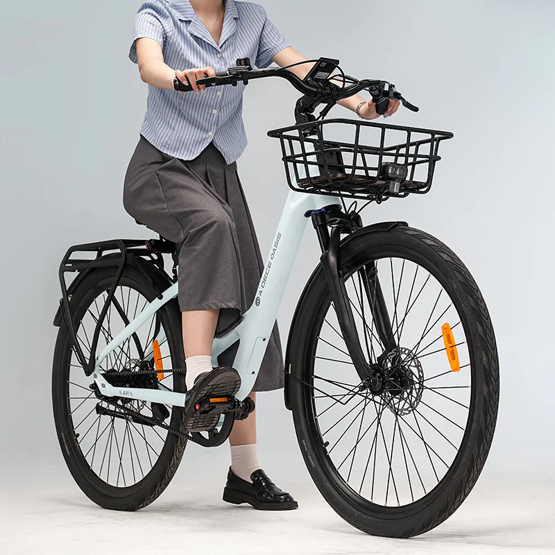 Esikorv ADO A28-le, must