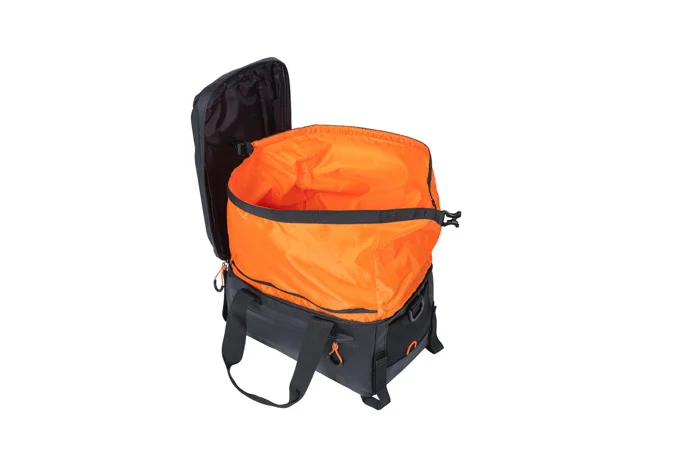 Pakiraamikott BASIL Miles Tarpaulin 8L, must-oranž