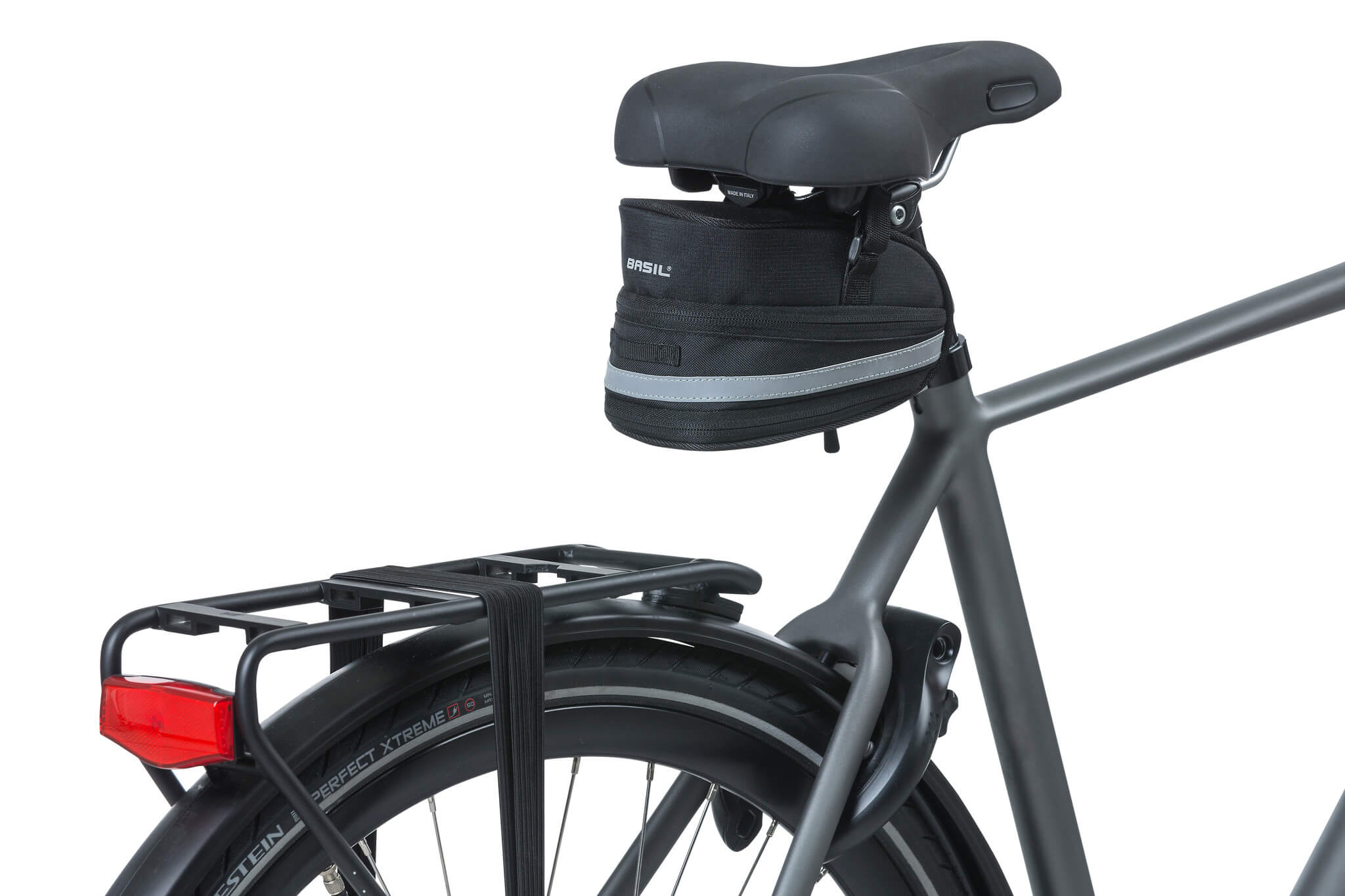 Sadulakott Basil Mada, 1L