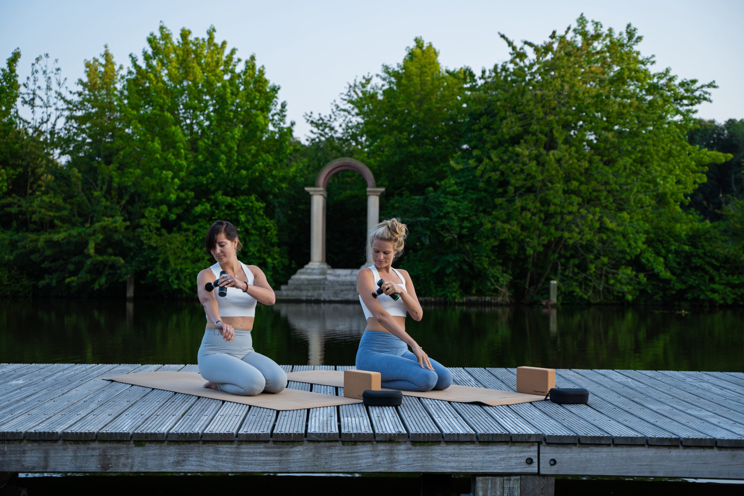 Massaažipüstol Tunturi MG30 Massage Gun Mini