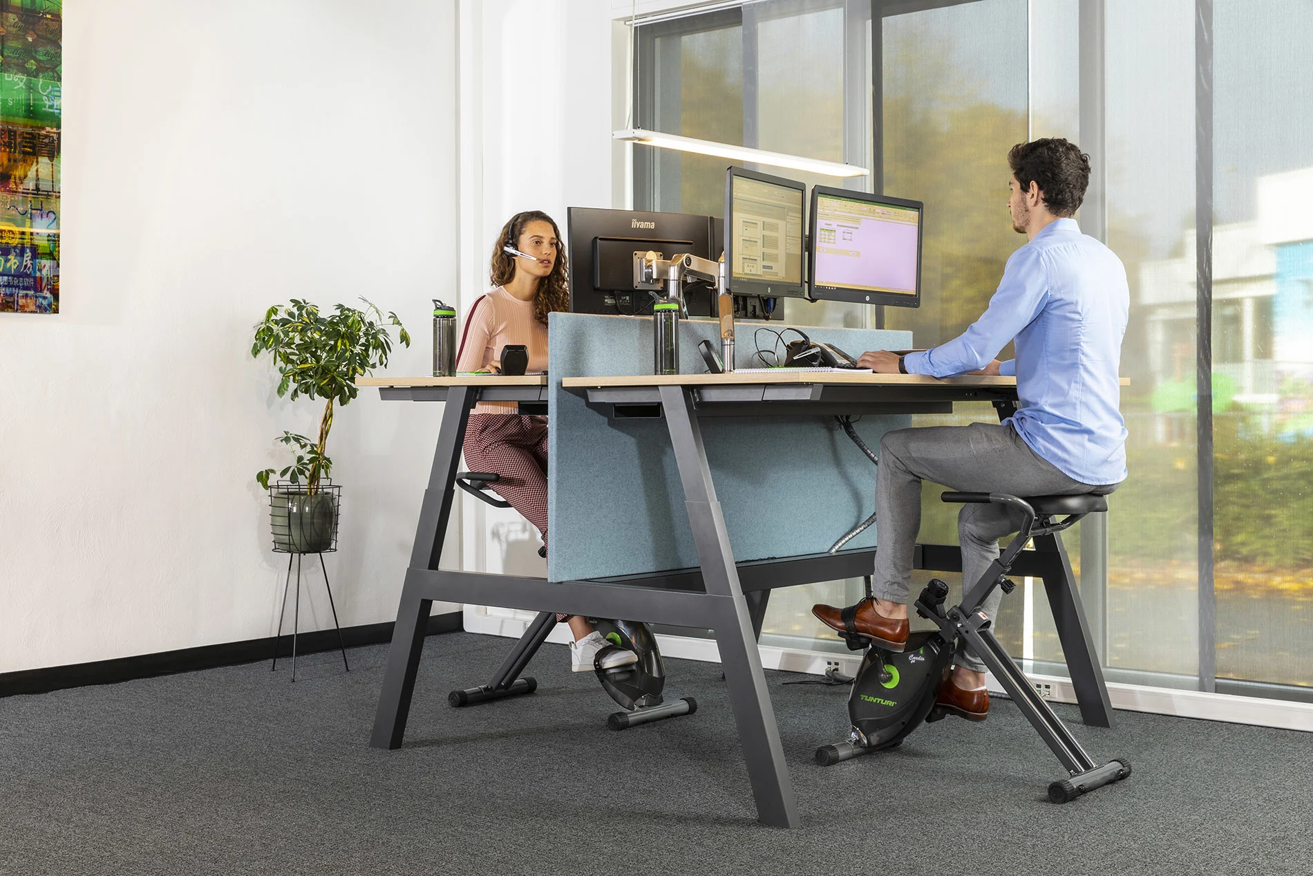 Velotrenažöör TUNTURI Cardio Fit D20 Deskbike