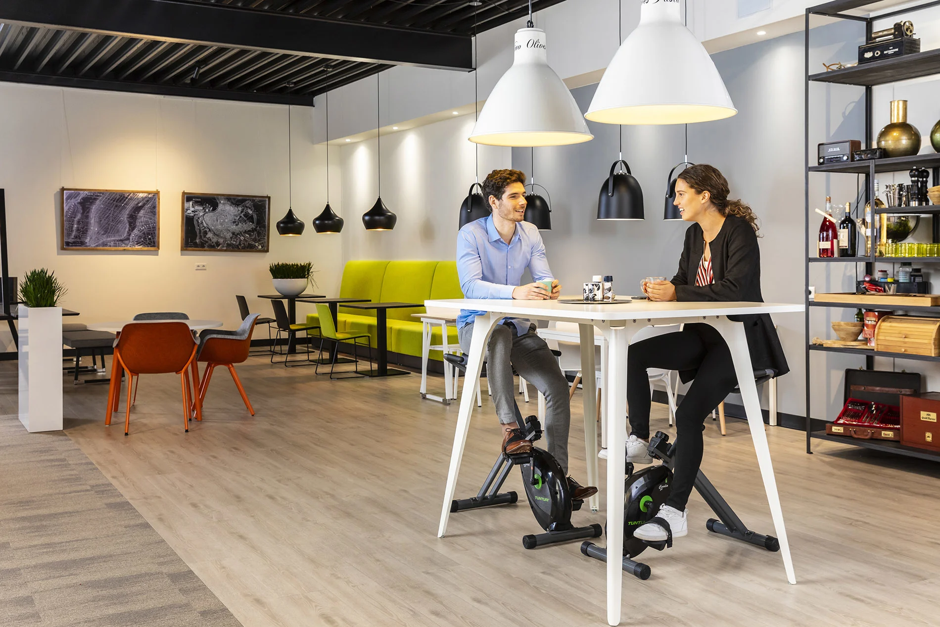 Velotrenažöör TUNTURI Cardio Fit D20 Deskbike