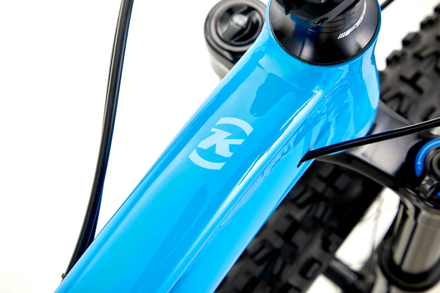 29-tolline maastikuratas Kona Honzo DL, Gloss Azure (L)