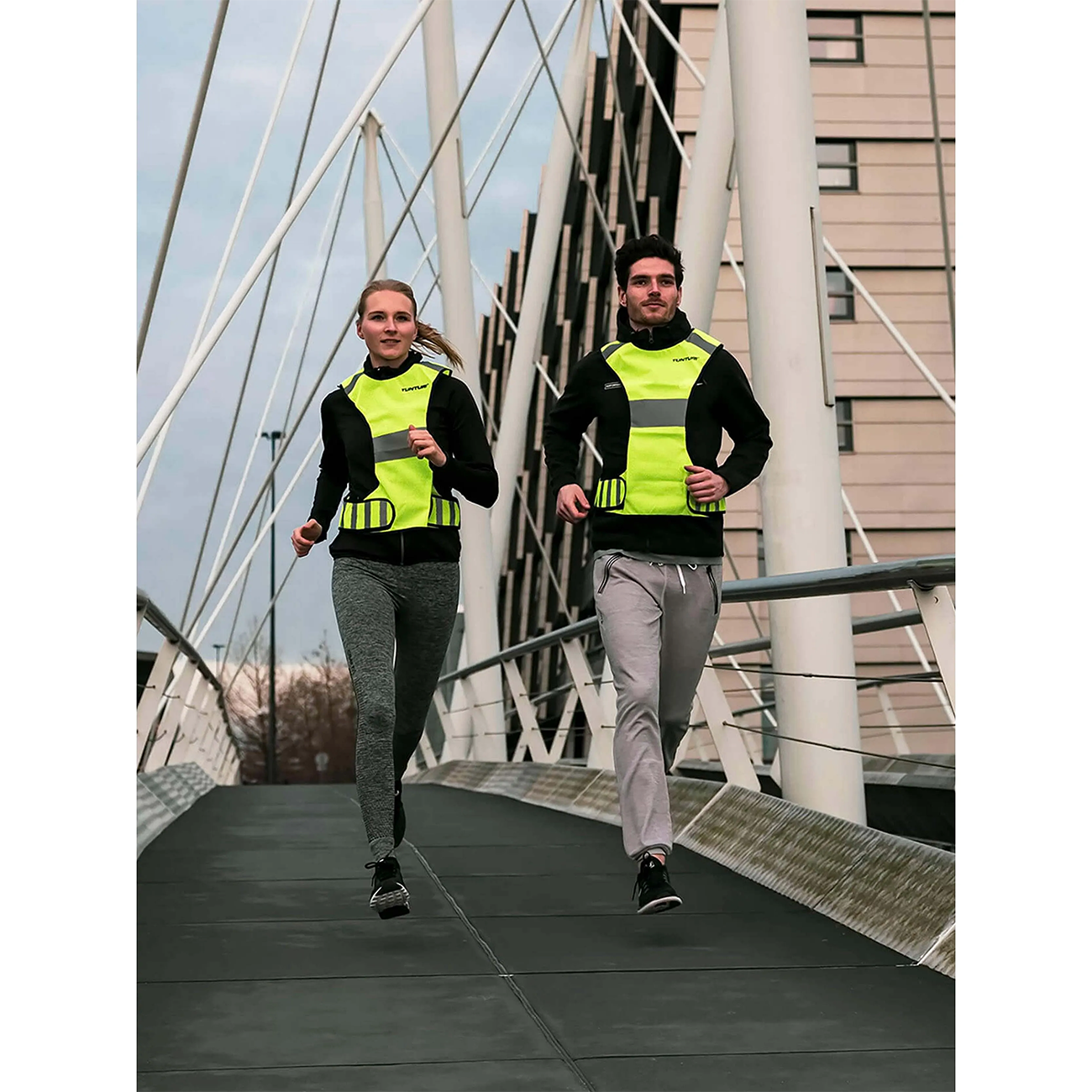 Helkurvest, jooksuvest Tunturi X-shape running vest (S)