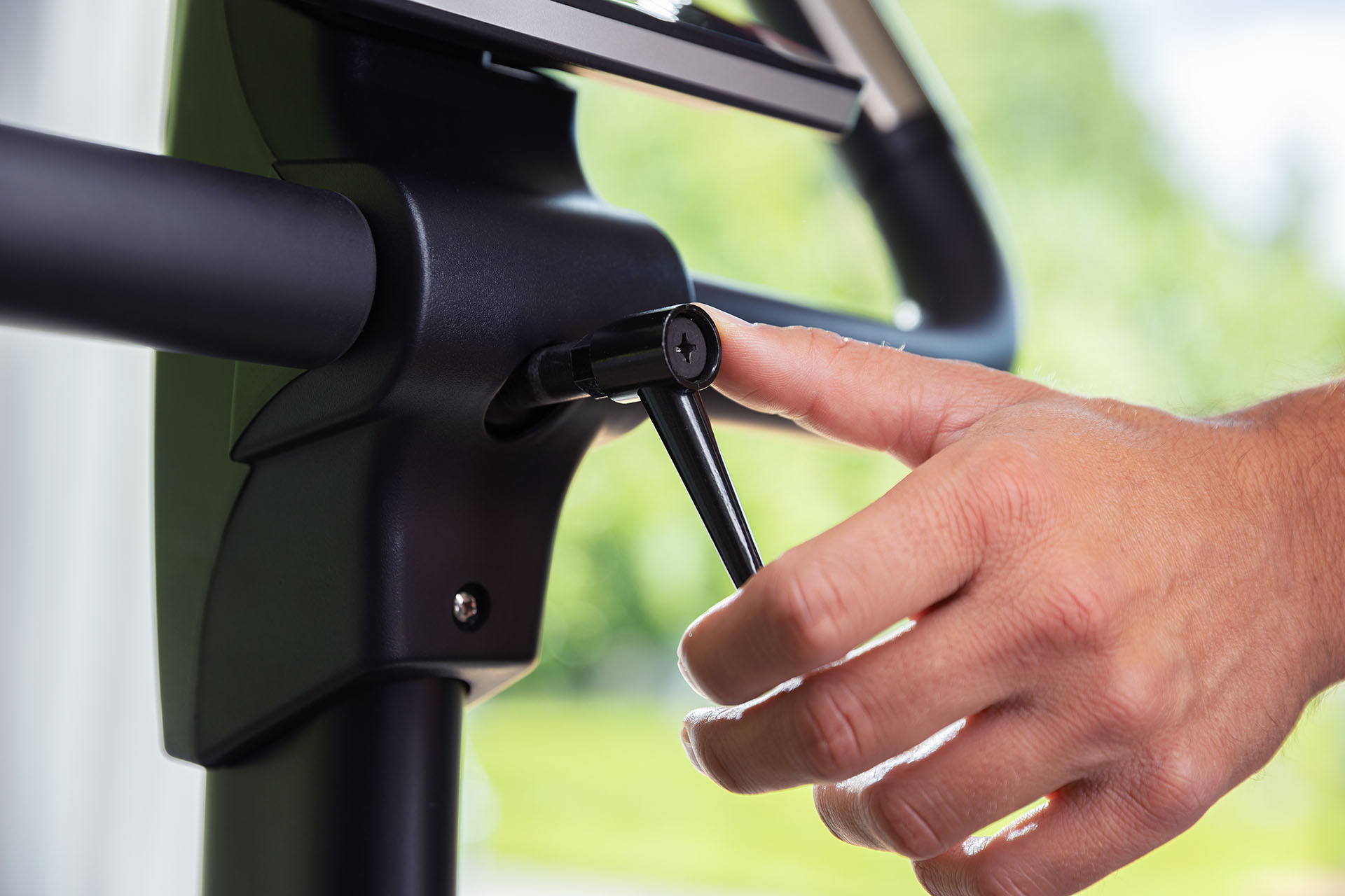 Veloergomeeter CHRISTOPEIT ET 6, must