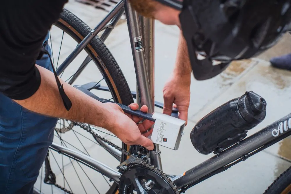 Lülilukk SQUIRE Inigma FL1, Bluetoothiga