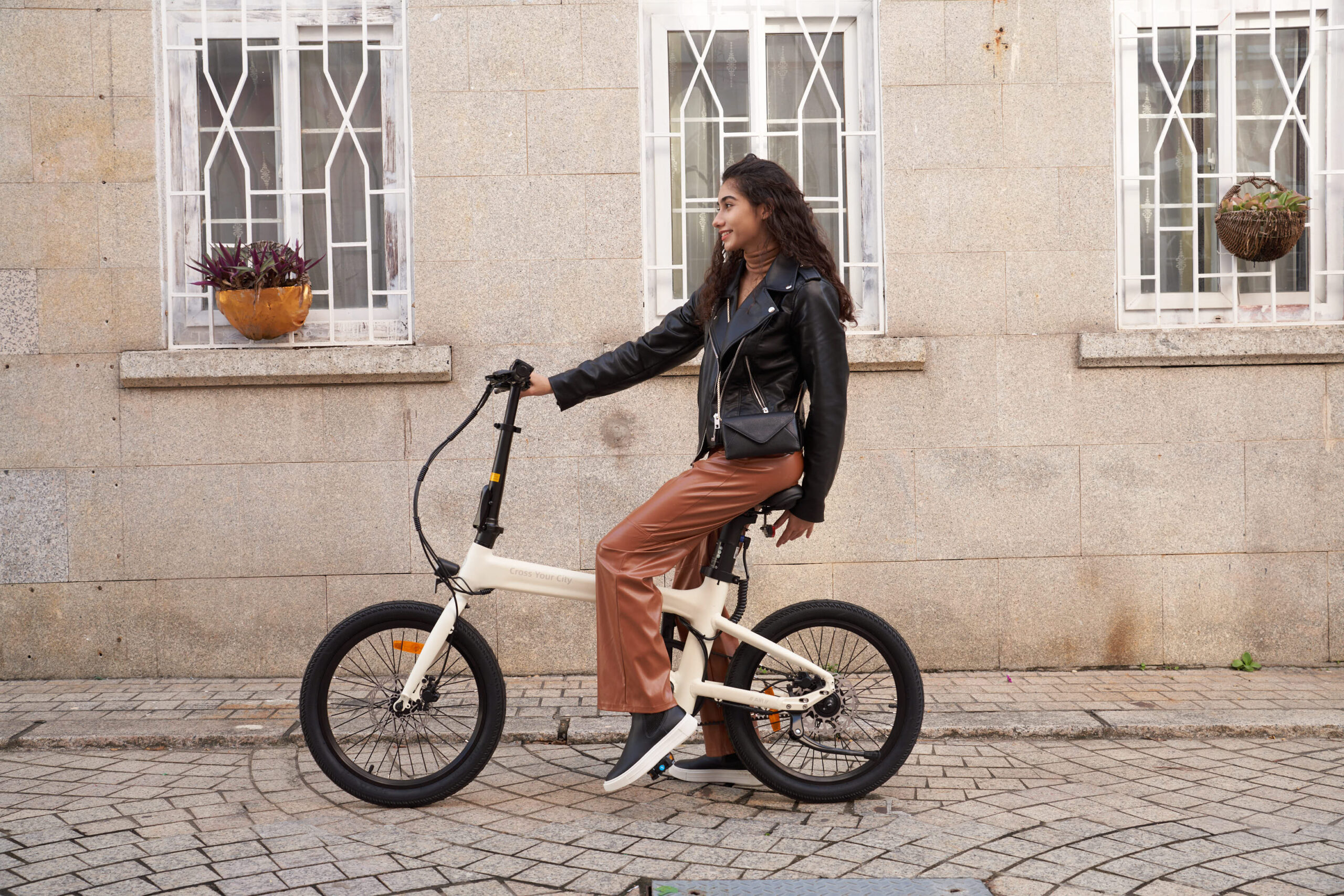 Kokkupandav elektrijalgratas ADO A20 AIR, valge