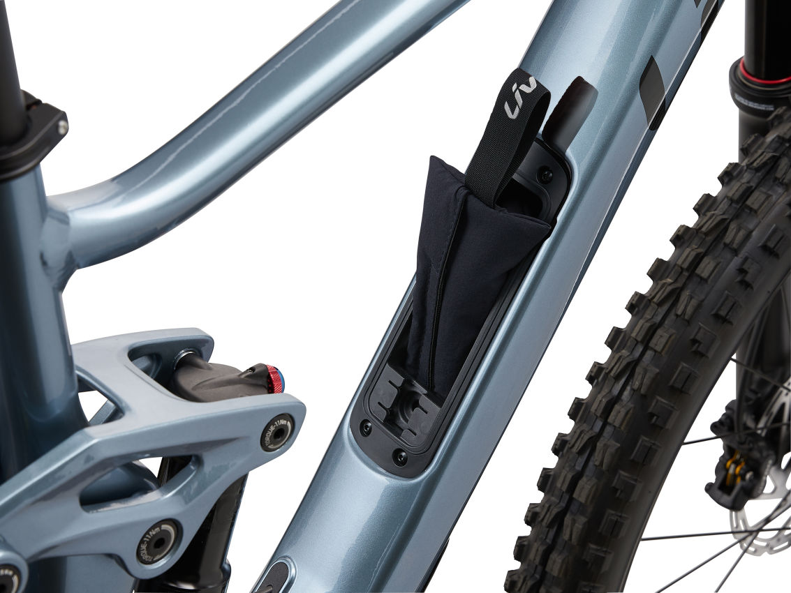 Maastikuratas LIV Intrigue LT 2, Aged Denim (M)